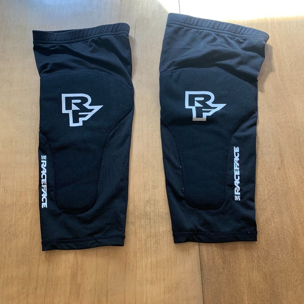 Raceface mountain bike knee sleeves